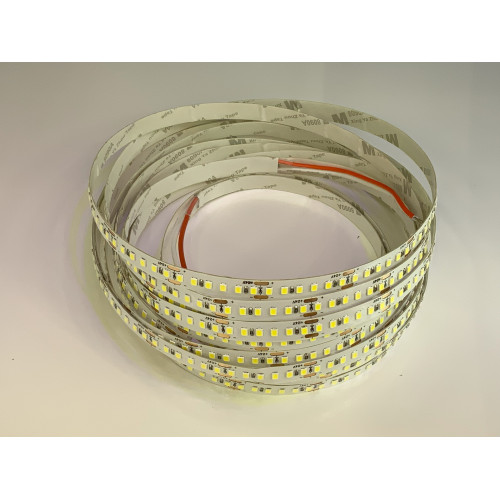 Светодиодная лента PRO 180led/m,3000 К,24 В,15 Вт/м, 1820 лм,Ra 90,Режущий 50 мм (24В),Размер 5000*10мм*2.2мм   LED PRO IP33 24В 15Вт/м WWP/3000К 180 Led/м 10мм         
